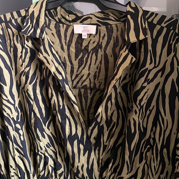 Green zebra print casual dress. NWT! - Picture 2 of 3